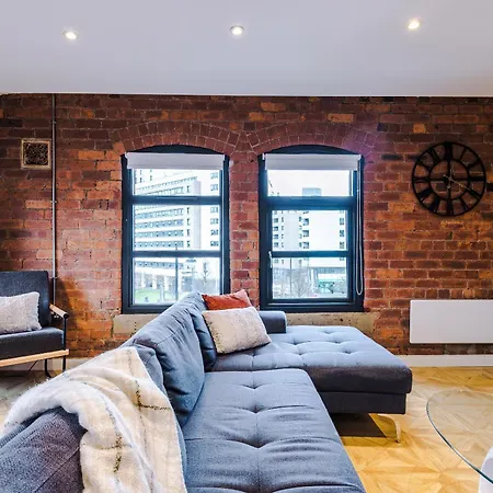 2 King Size Beds In Manhattan Styled Oversize 利兹