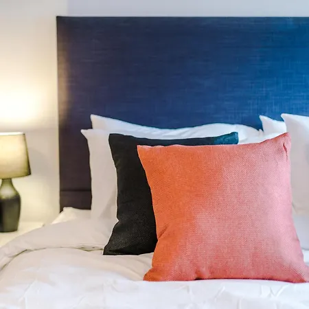 2 King Size Beds In Manhattan Styled Oversize 公寓 *