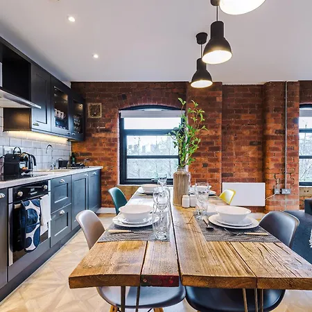 2 King Size Beds In Manhattan Styled Oversize Lejlighed