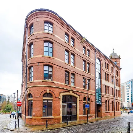 2 King Size Beds In Manhattan Styled Oversize 利兹