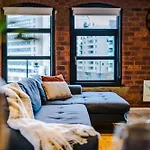 2 King Size Beds In Manhattan Styled Oversize Apartment Leeds (West Yorkshire)